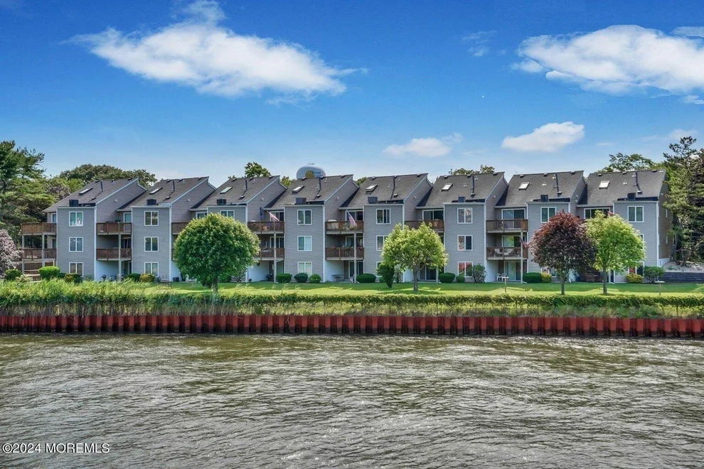 Unit for sale at 3 Intercoastal Way, Point Pleasant, NJ 08742