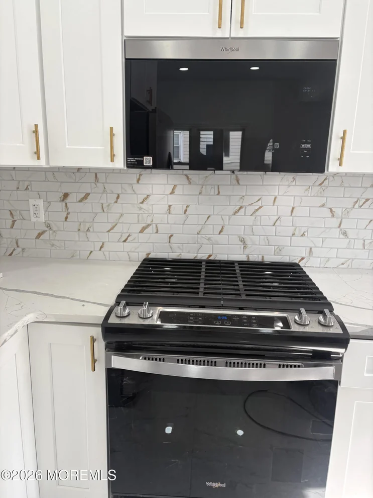 Unit for sale at 25 Menlo Avenue, Metuchen, NJ 08840