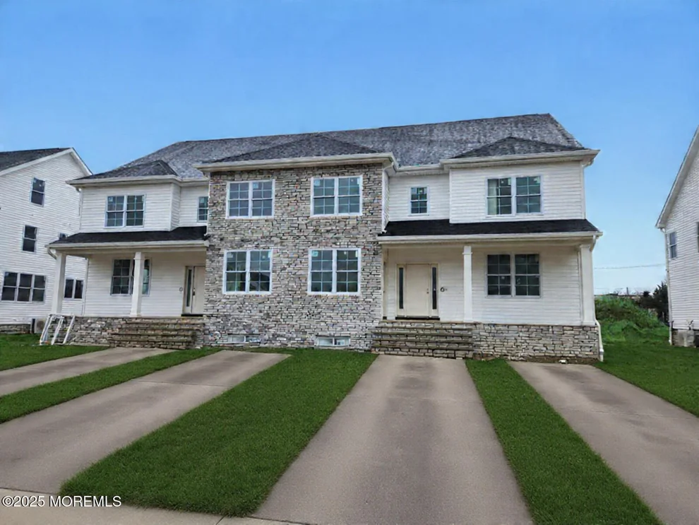 Unit for sale at 6 Holden Square, Lakewood, NJ 08701