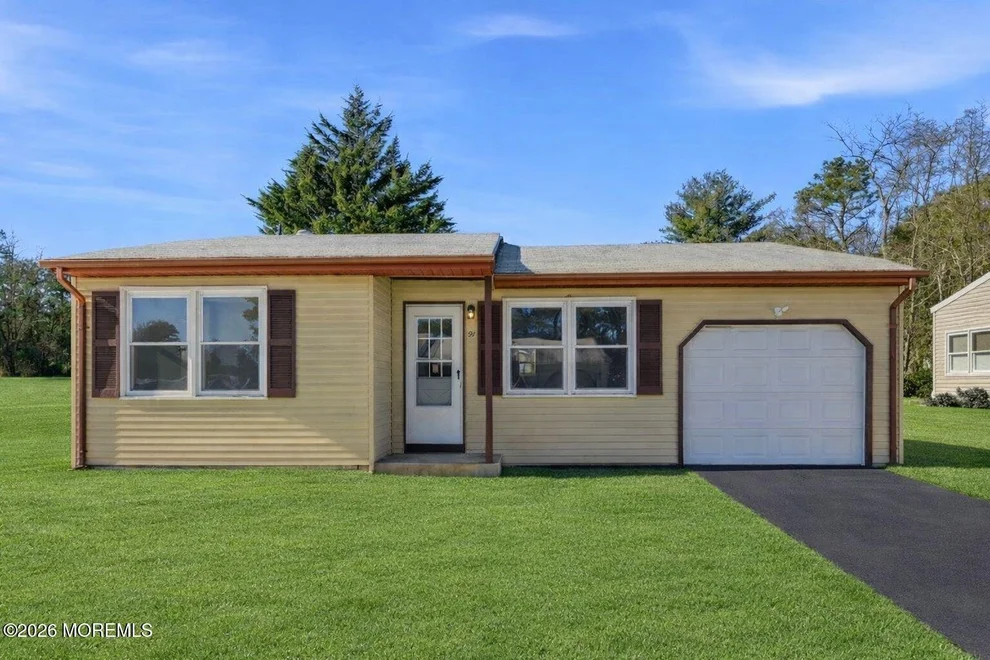 Unit for sale at 91 Westport Drive, Whiting, NJ 08759