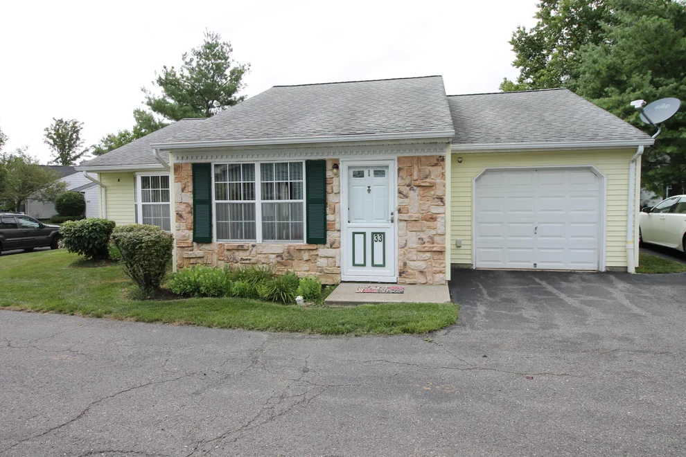 Unit for sale at 33 Ivy Ridge Close, Freehold, NJ 07728