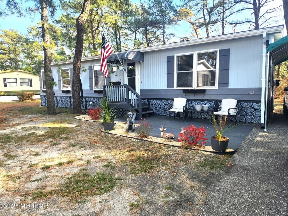 Unit for sale at 165 Mockingbird Way, Manchester, NJ 08759