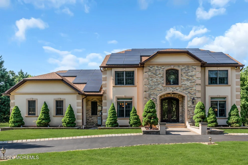 Unit for sale at 3 Chestnut Hill Drive, Manalapan, NJ 07726