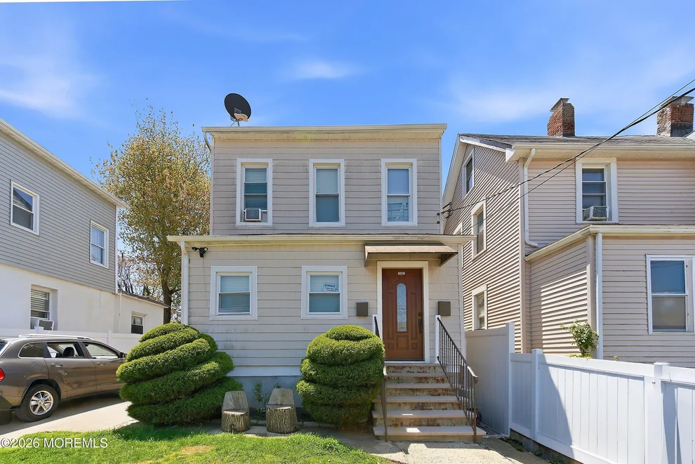 Unit for sale at 282 Morris Avenue, Long Branch, NJ 07740