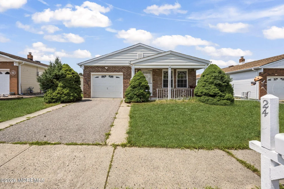 Unit for sale at 24 Merrilee Lane, Toms River, NJ 08757