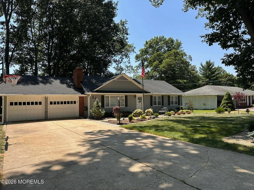 Unit for sale at 58 Glendale Drive, Freehold, NJ 07728