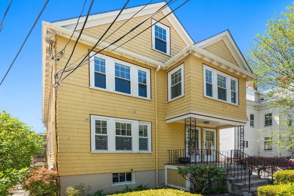 Unit for sale at 9 Searle Ave, Brookline, MA 02445