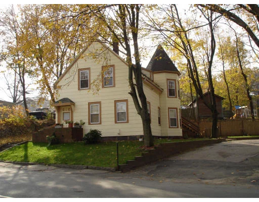 Unit for sale at 234 Commercial St, Braintree, MA 02184