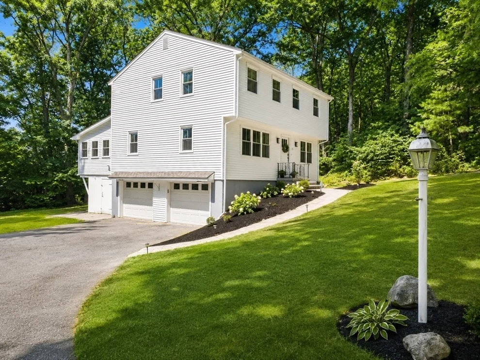 Unit for sale at 17 Farm St, Medway, MA 02053