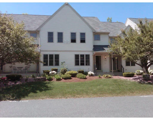 Unit for sale at 3304 Maple Brook Rd, Bellingham, MA 02019