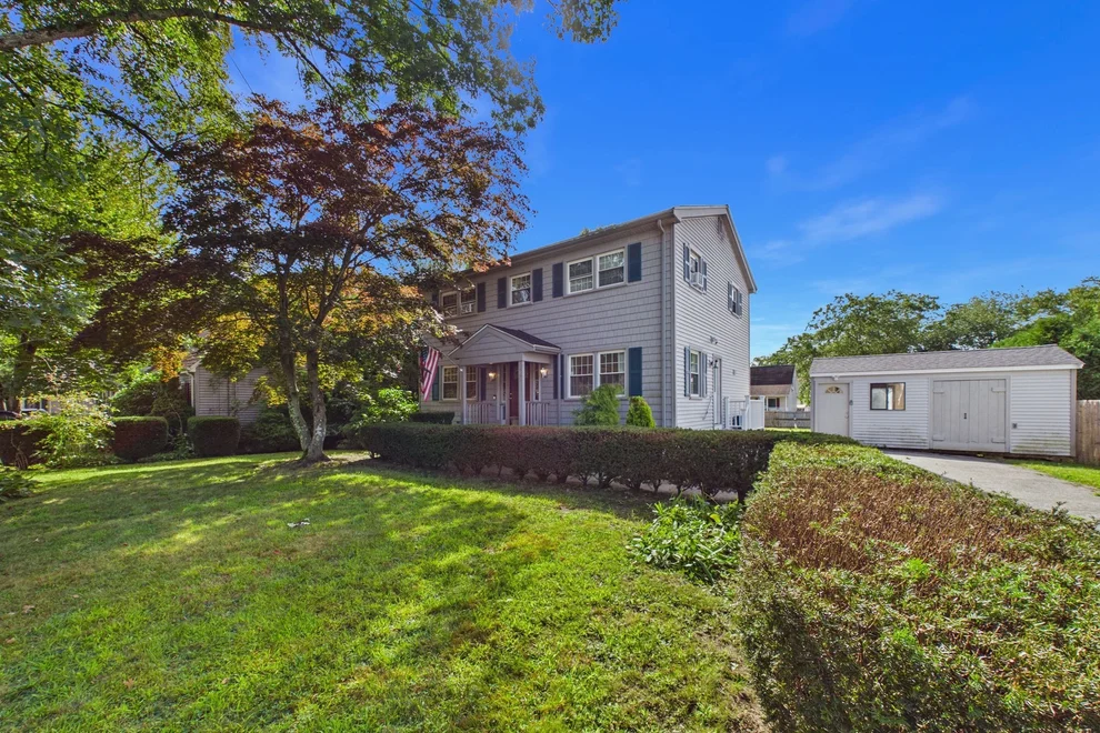 Unit for sale at 968 Osgood St, New Bedford, MA 02745