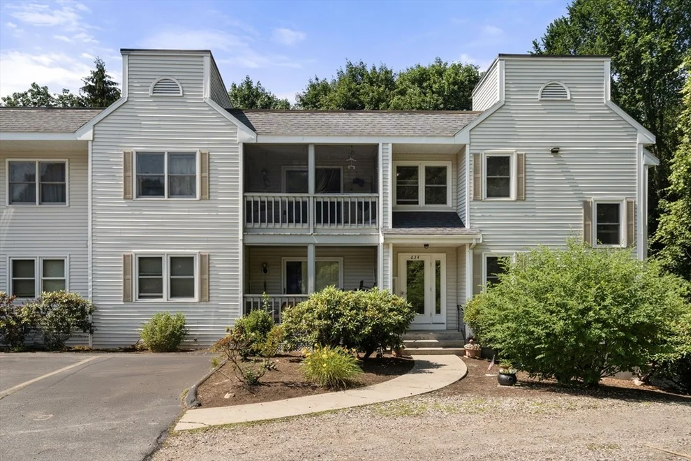 Unit for sale at 634 Main St, Walpole, MA 02081