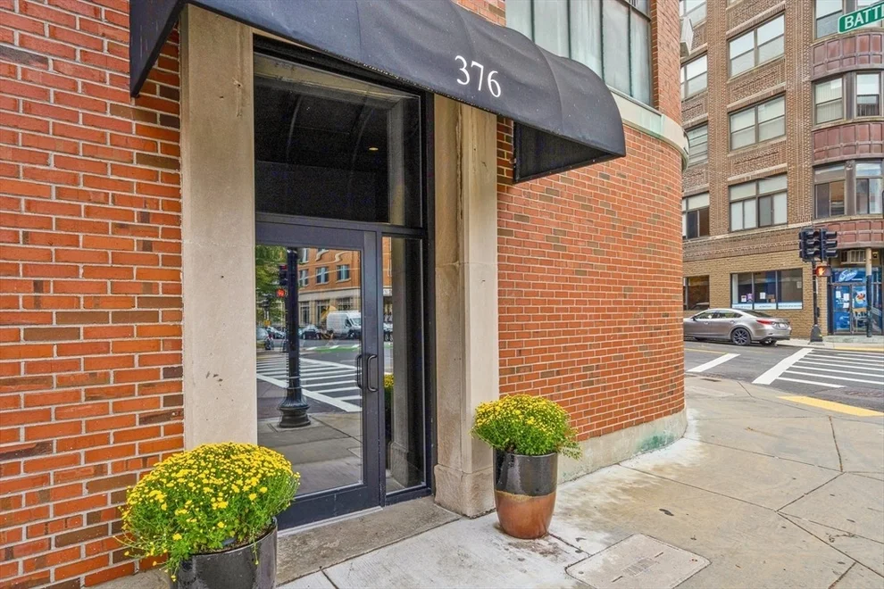 Unit for sale at 376 Commercial St., Boston, MA 02109