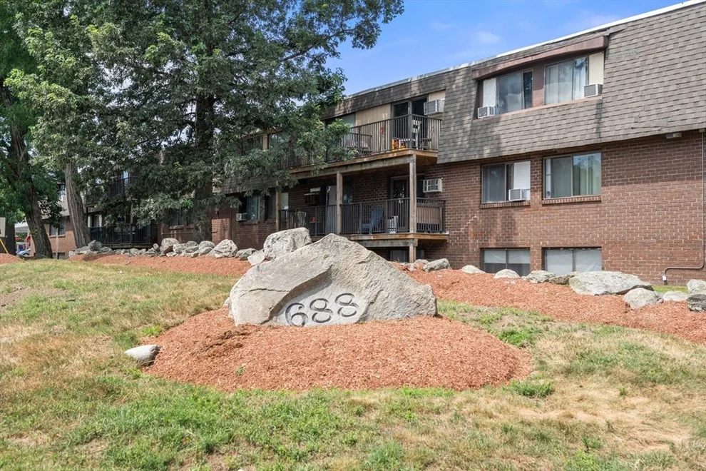 Unit for sale at 688 Boston Post Rd E, Marlborough, MA 01752