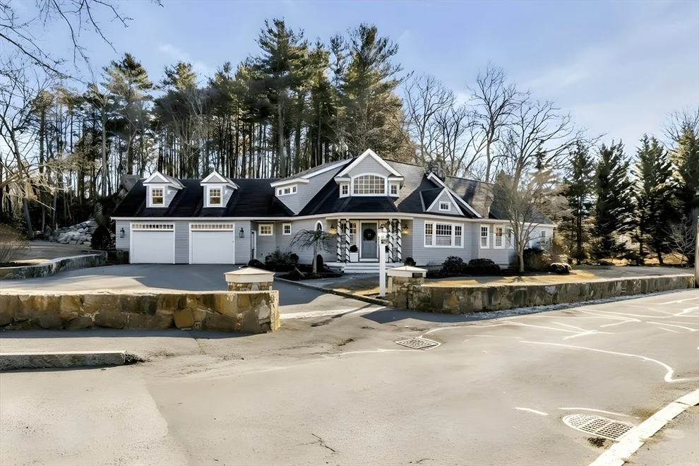 Unit for sale at 2 Prince St, Beverly, MA 01915