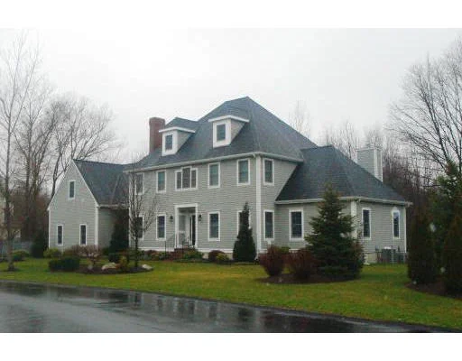 Unit for sale at 5 Stratford Rd., Canton, MA 02021