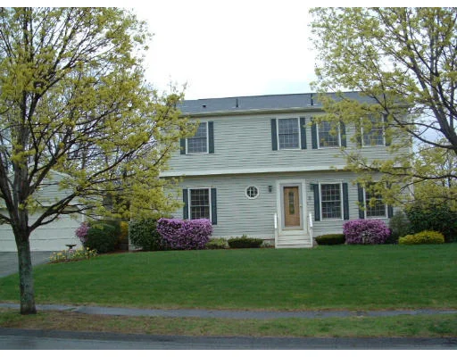 Unit for sale at 8 Shawna St, Fitchburg, MA 01420