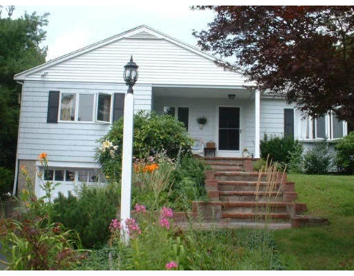Unit for sale at 59 Kathleen Ln, Norwood, MA 02062