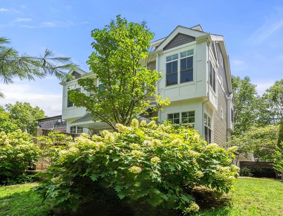 Unit for sale at 103 Harvey Street, Cambridge, MA 02140
