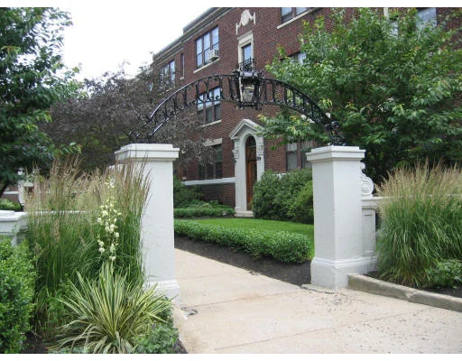 Unit for sale at 429 Washington Street, Brookline, MA 02446