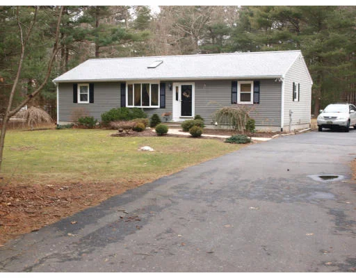 Unit for sale at 1090 Reed Rd, Dartmouth, MA 02747