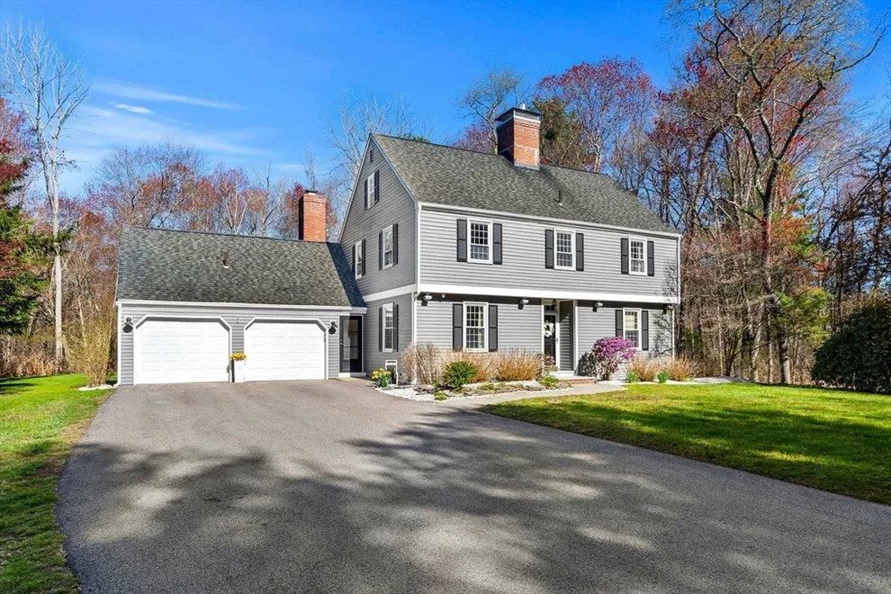Unit for sale at 5 Aspen Circle, Andover, MA 01810