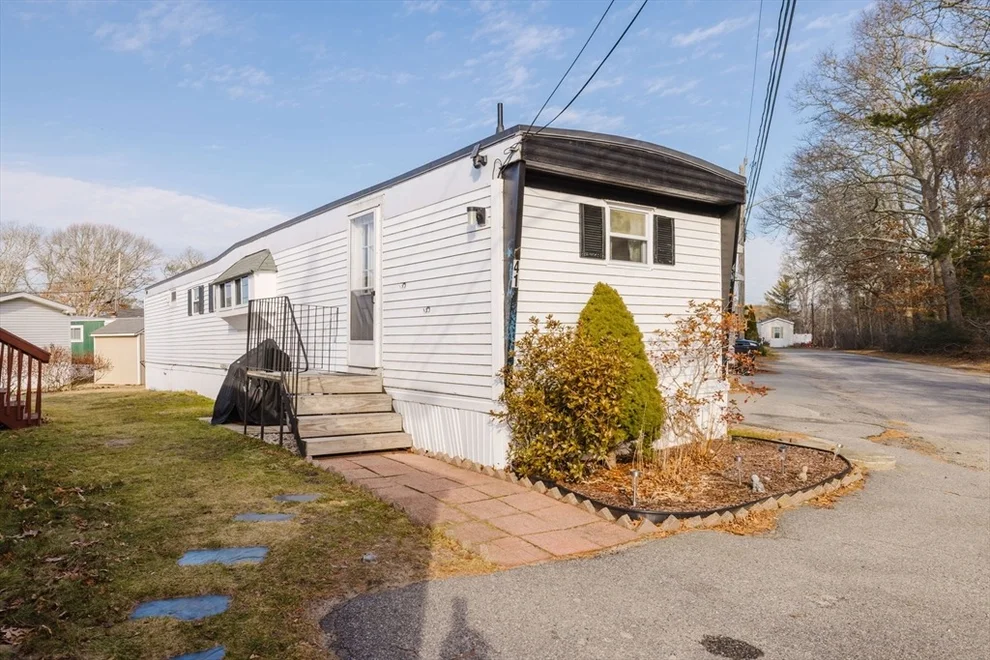 Unit for sale at 3040 Cranberry Hwy, Wareham, MA 02538