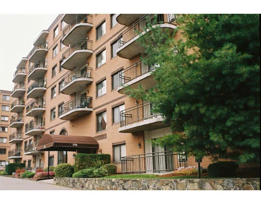 Unit for sale at 196 Locust St, Lynn, MA 01904