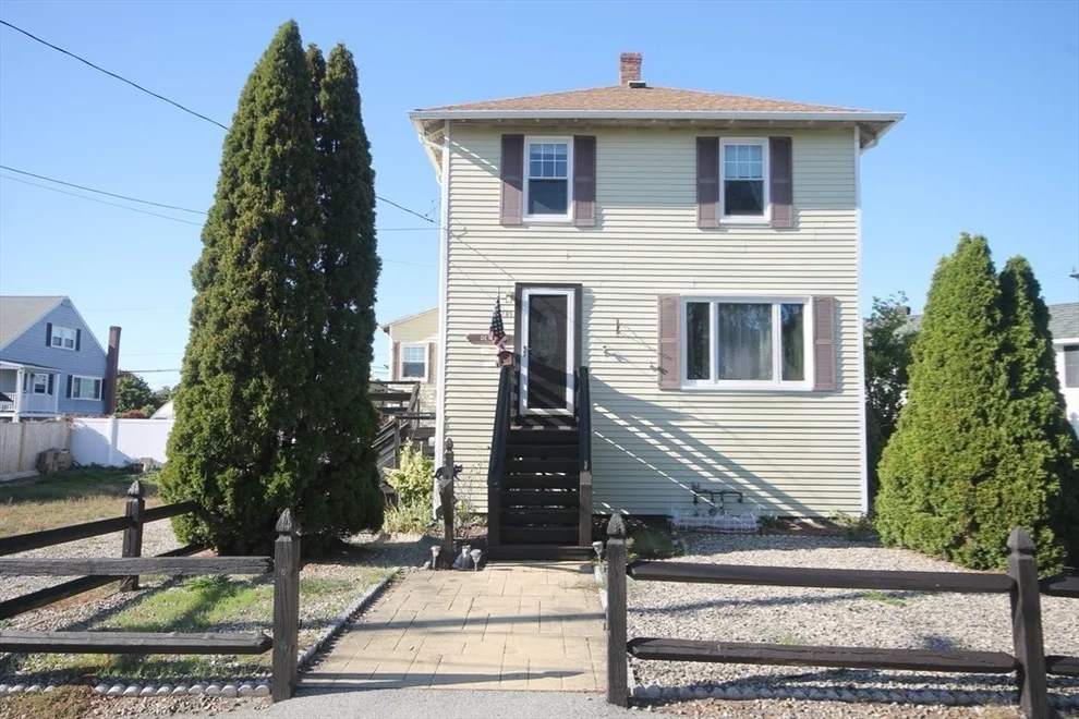 Unit for sale at 105 Warfield Avenue, Hull, MA 02045