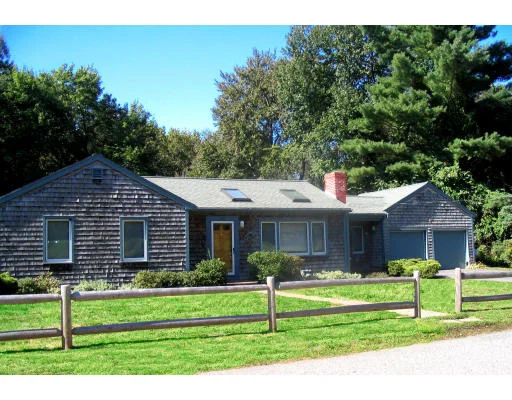 Unit for sale at 10 Rich Valley Road, Wayland, MA 01778
