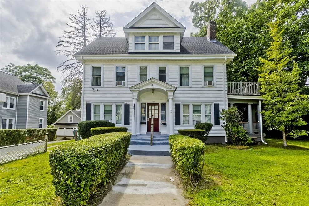 Unit for sale at 104 Narragansett St, Springfield, MA 01107