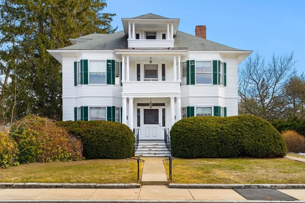 Unit for sale at 118 Sanders Ave, Lowell, MA 01851