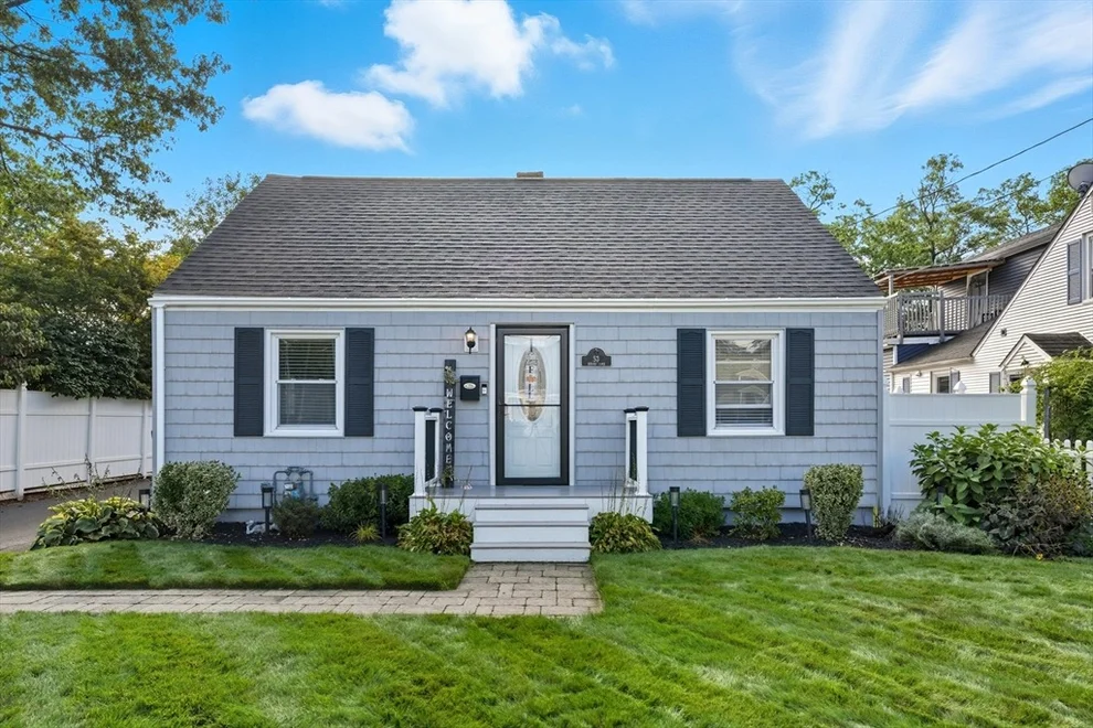 Unit for sale at 53 Druids Ln, West Springfield, MA 01089