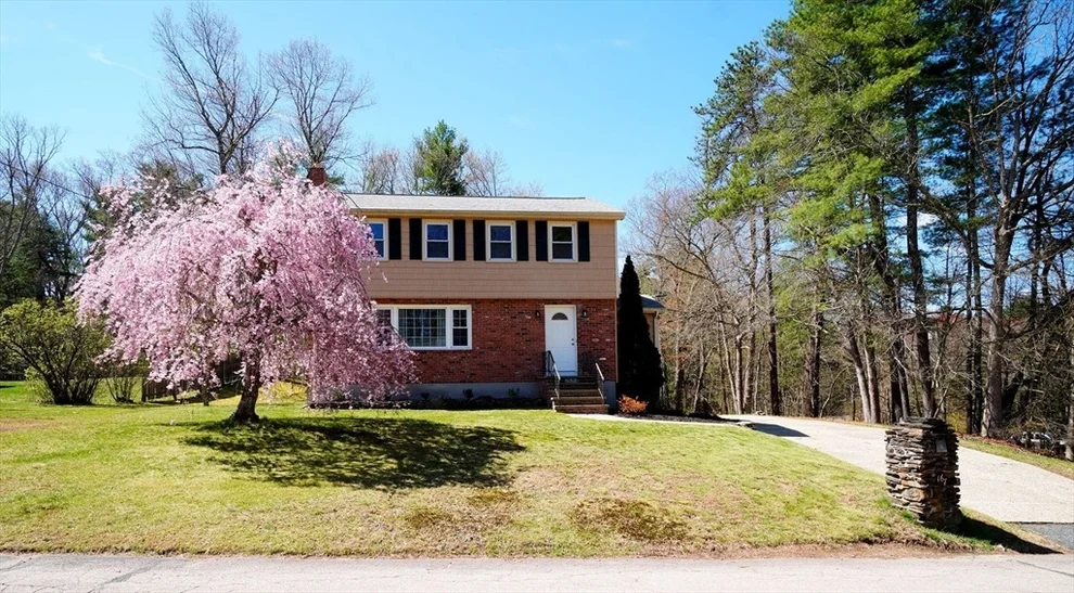 Unit for sale at 167 Karen Cir, Holliston, MA 01746