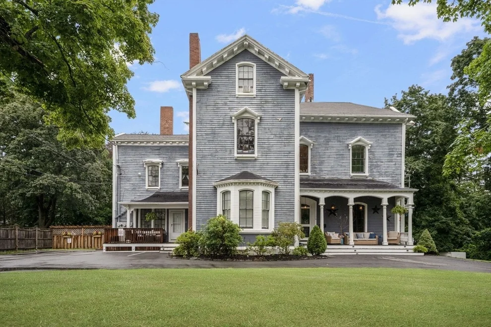 Unit for sale at 19 Elm, Taunton, MA 02780