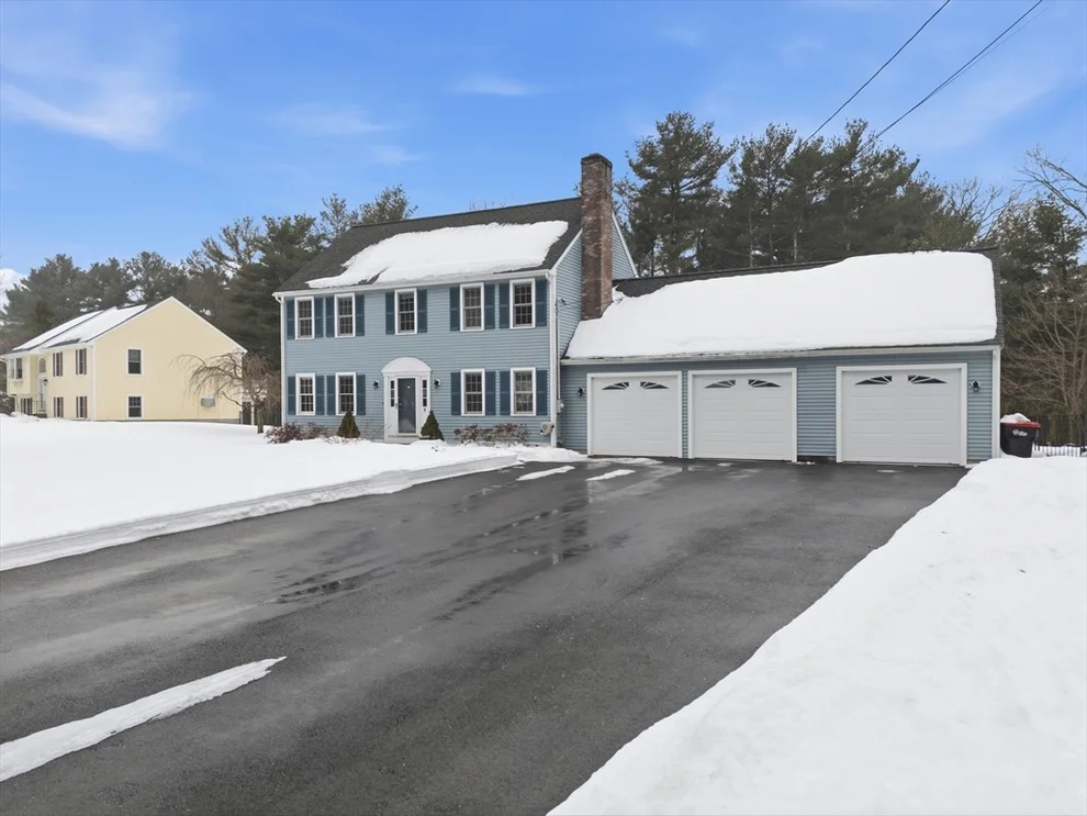 Unit for sale at 5 Post Rd, Foxboro, MA 02035