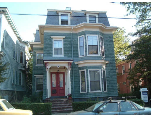 Unit for sale at 179 Chestnut St, Cambridge, MA 02139
