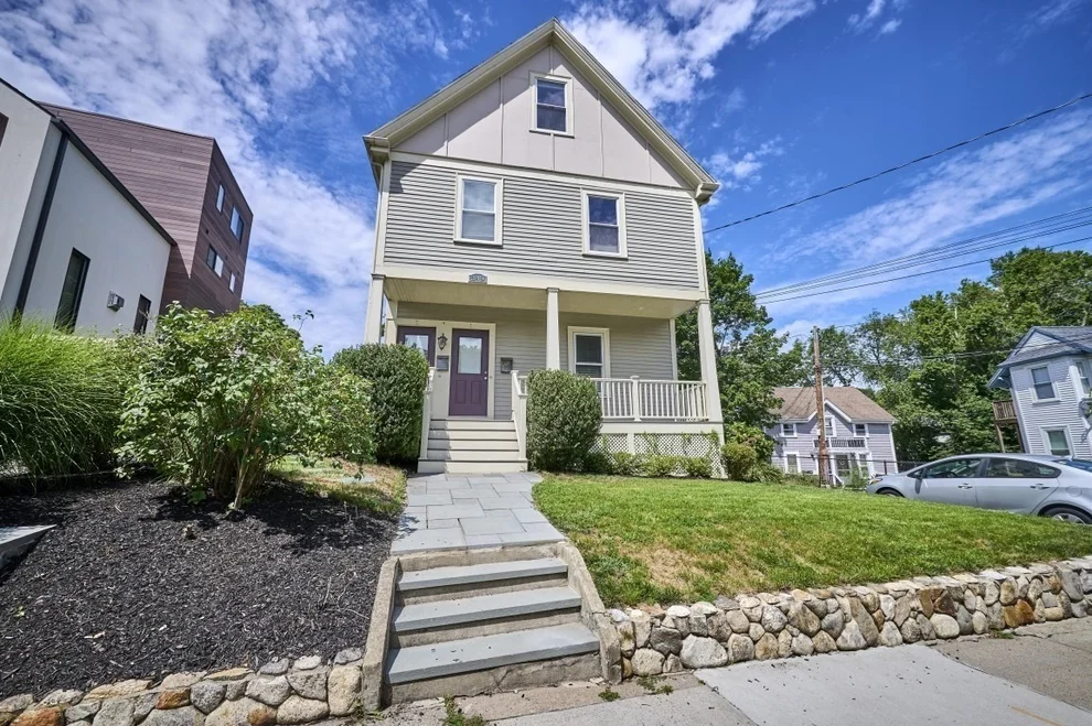 Unit for sale at 349 Linwood Ave, Newton, MA 02460