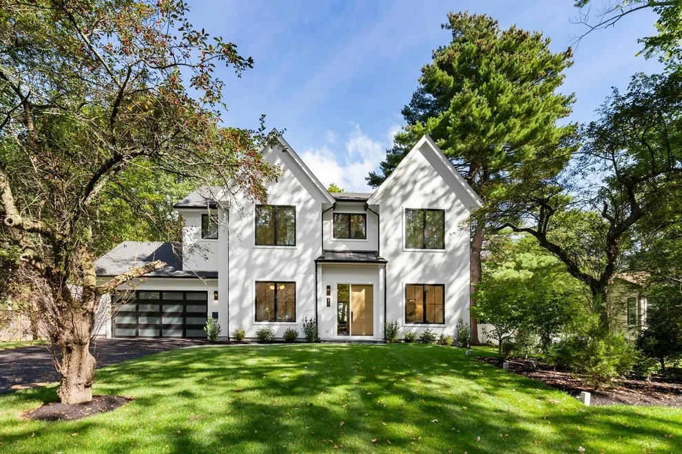 Unit for sale at 470 Quinobequin, Newton, MA 02468