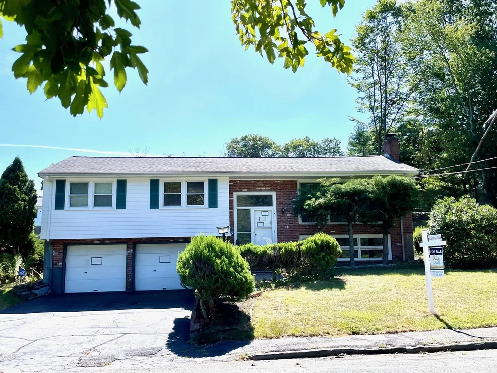 Unit for sale at 4 Sunset Drive, Randolph, MA 02368
