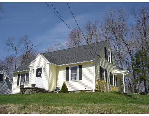 Unit for sale at 10 Briarcliff Street, Worcester, MA 01602