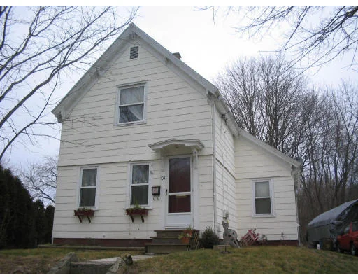 Unit for sale at 104 South Street, Plymouth, MA 02360