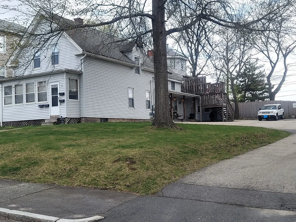 Unit for sale at 6 Buffum St, Worcester, MA 01603