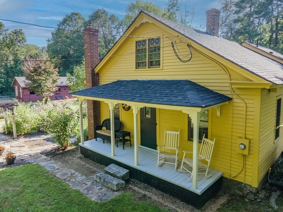 Unit for sale at 14 Millward Rd, Charlton, MA 01507