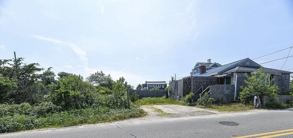 Unit for sale at 137 Old Point Road, Newburyport, MA 01950