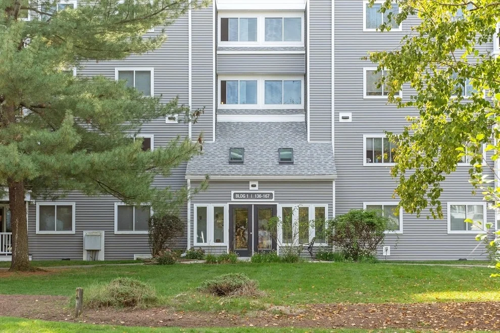 Unit for sale at 255 North Rd, Chelmsford, MA 01824