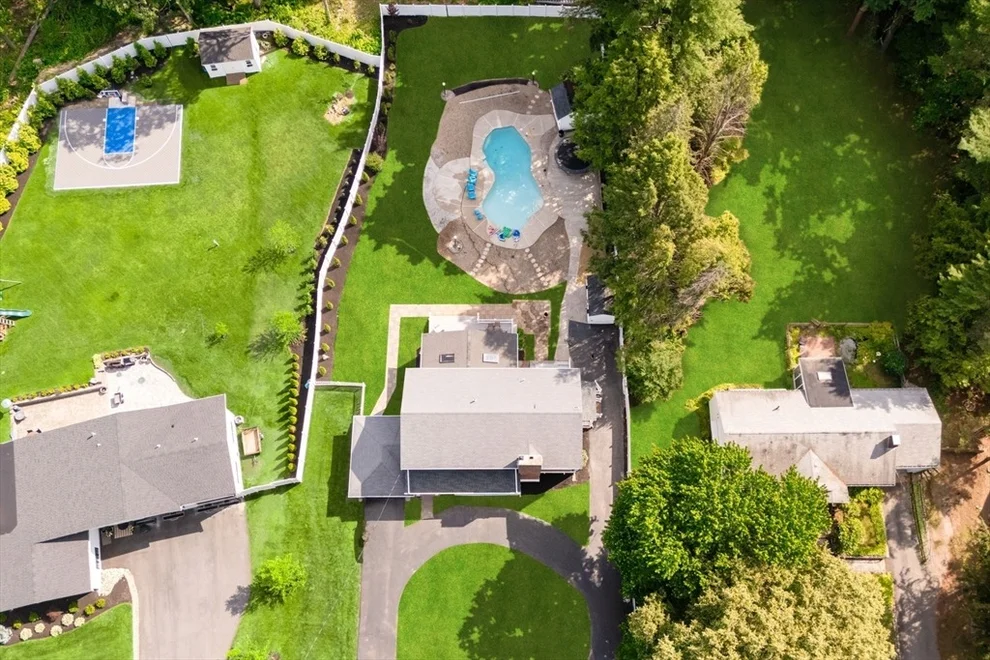 Unit for sale at 77 Bourque Road, Lynnfield, MA 01940