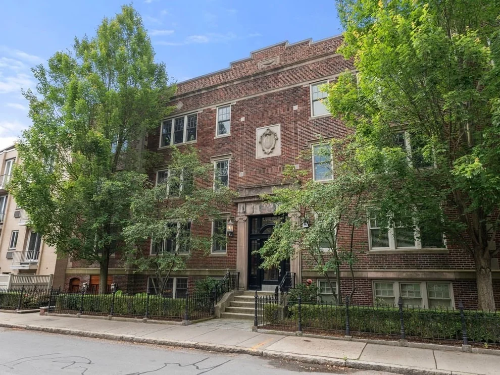 Unit for sale at 115 Sewall Ave, Brookline, MA 02446