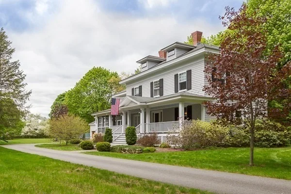 Unit for sale at 21 Elm St, Boxford, MA 01921
