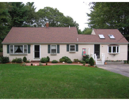 Unit for sale at 30 Elliott Ave, Pembroke, MA 02359